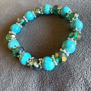 Elegant Turquoise and Green Beaded Bracelet
